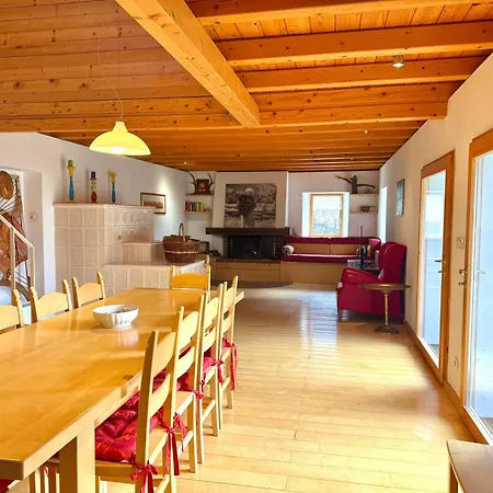 Сasa de vacaciones Village