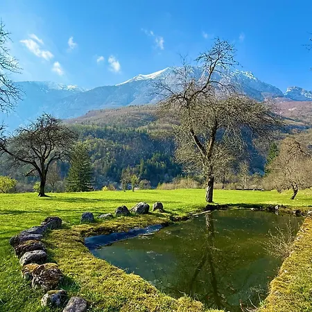 בית נופש Village Soča