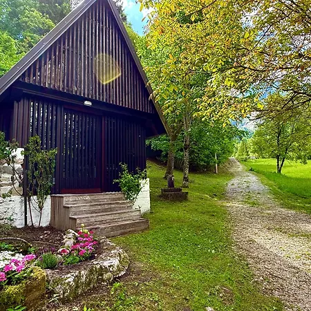 Village Ferienhaus Soča