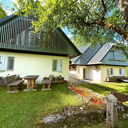 Village Ferienhaus *